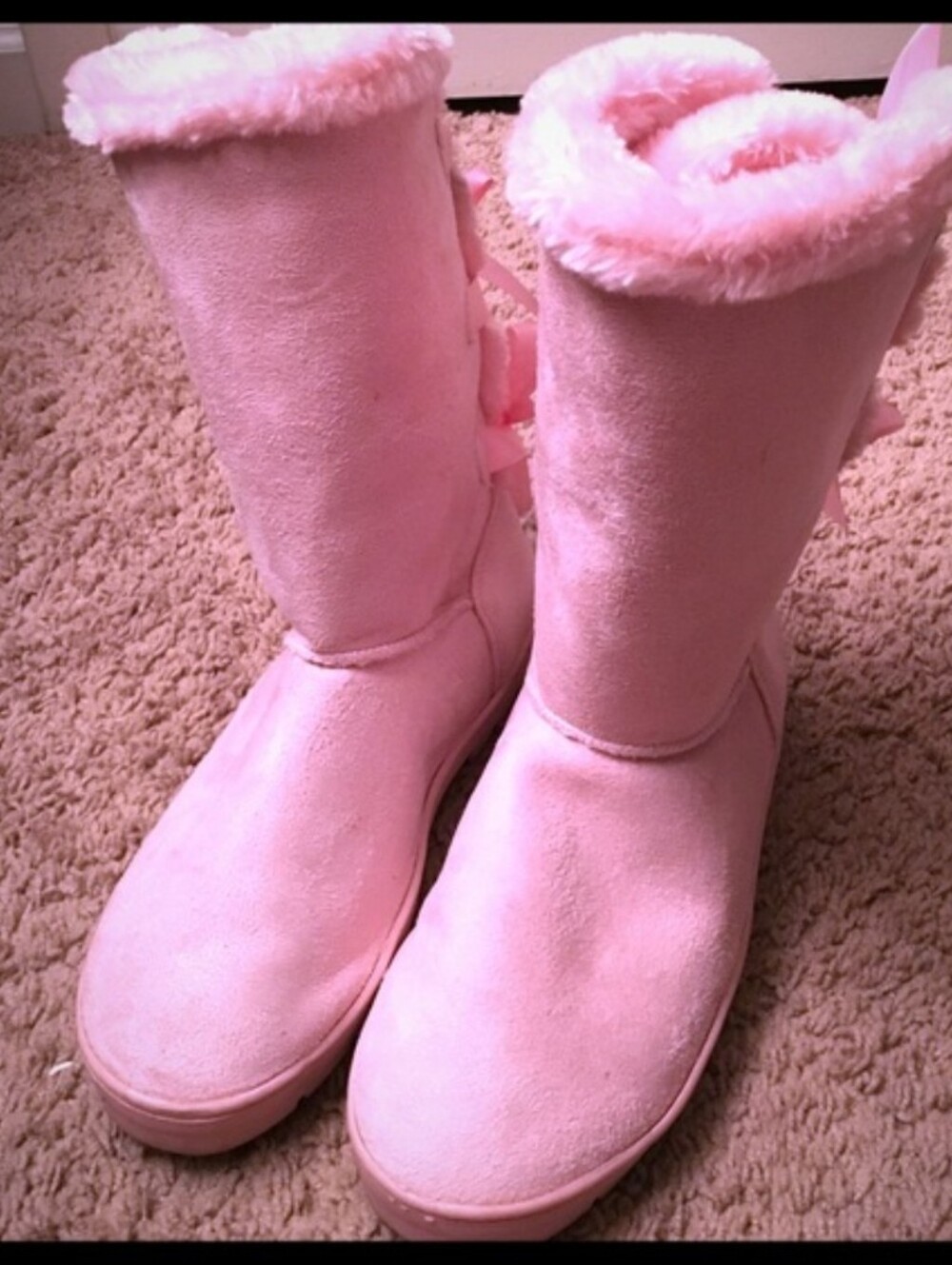 Pink Fur Boots With Three Ribbon Tie Back Laces Size 9